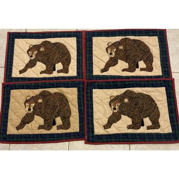 Set Of 4 Patch Magic Group INC Quilted Bear Placemats - Picture 1 of 6